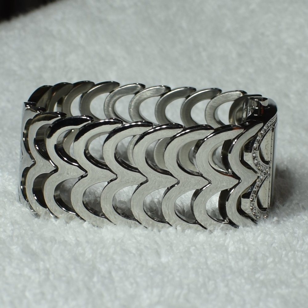 925 SS Breil Quartz Cuff Watch Swarovski Crystals - Picture 7 of 16